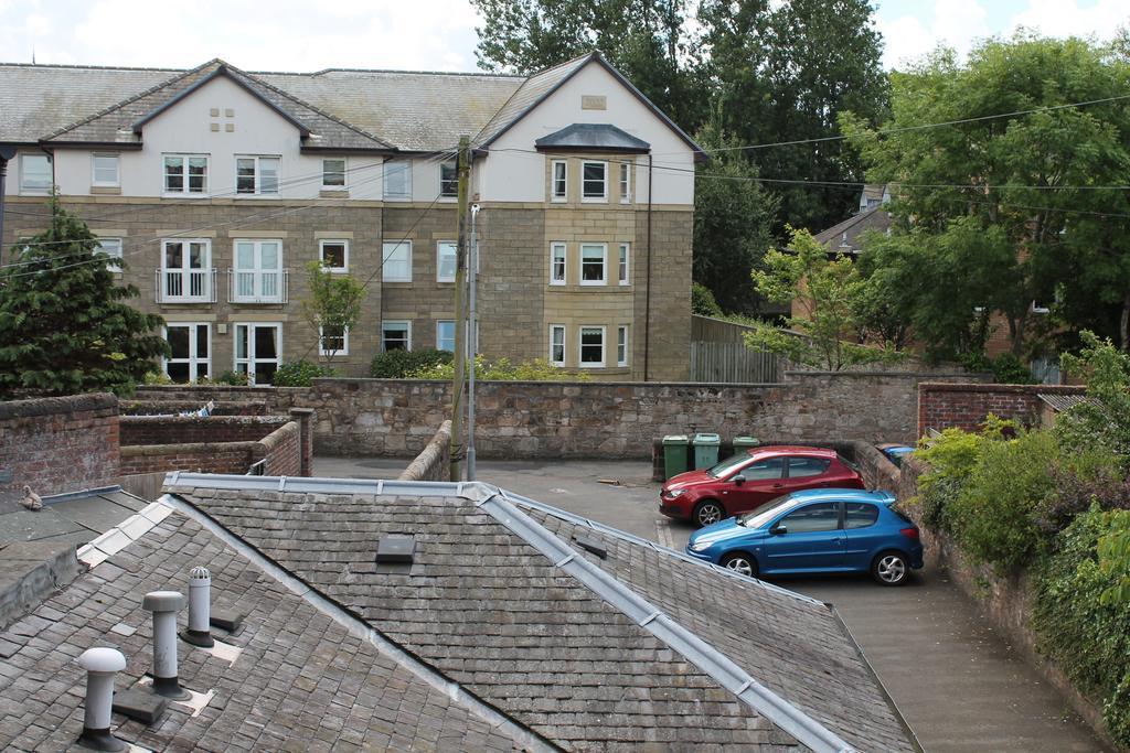 Townhouse Apartments エアー エクステリア 写真